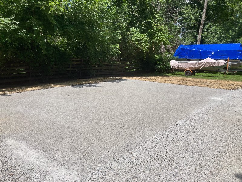 gravel-driveway-quad-cities-ia-il-installation-qc-gravel-pros_800-119