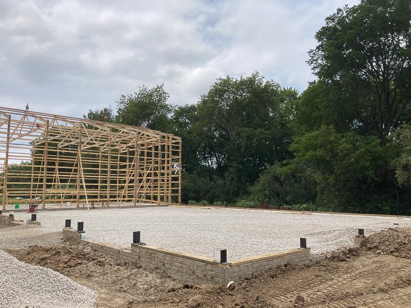 gravel-driveway-quad-cities-ia-il-installation-qc-gravel-pros_800-166