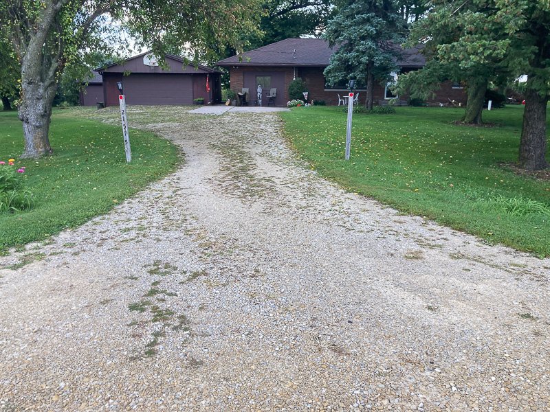 gravel-driveway-quad-cities-ia-il-resurfacing-before-qc-gravel-pros_800-88